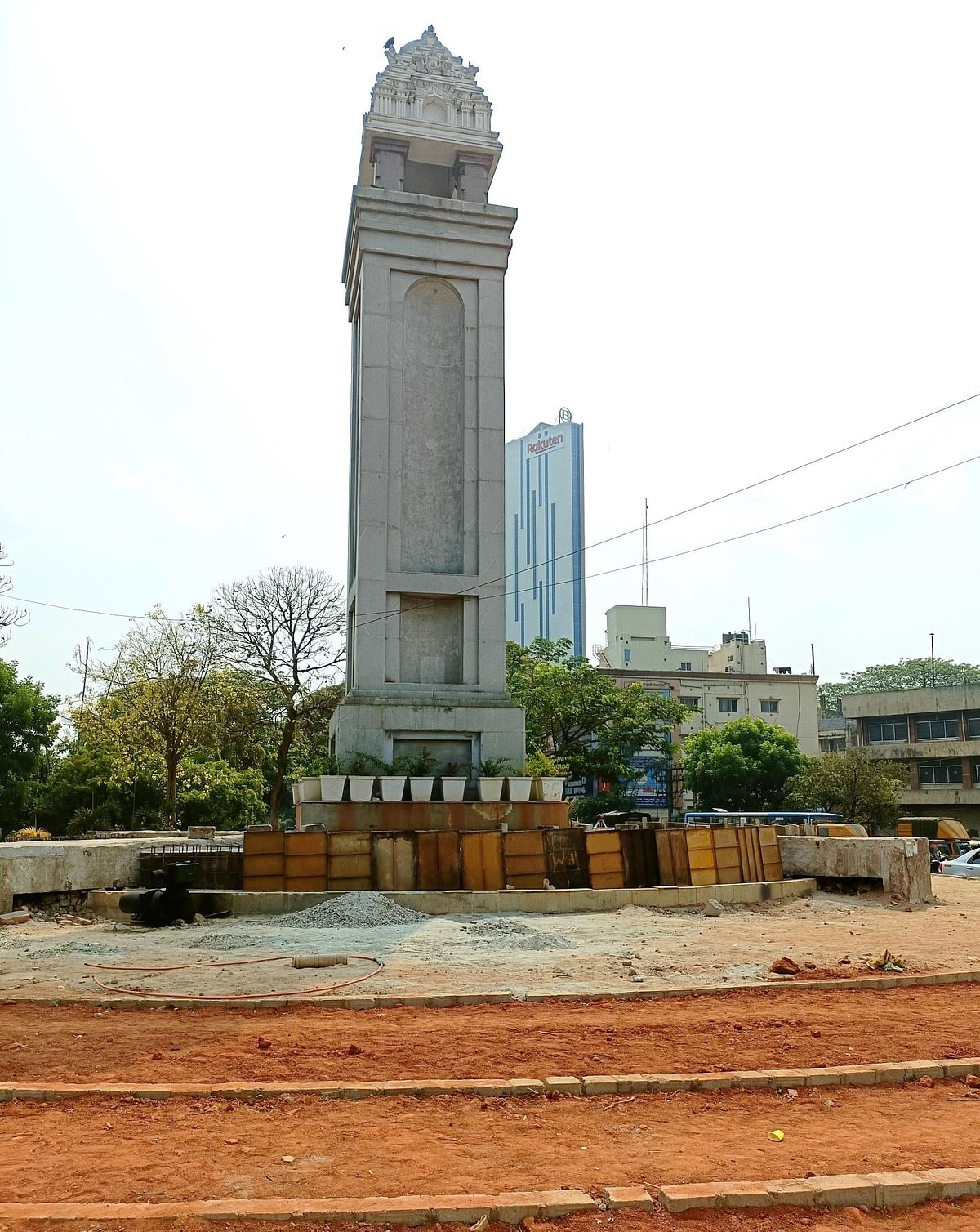 ಹಡ್ಸನ್‌ ವೃತ್ತದಲ್ಲಿ ಅಭಿವೃದ್ಧಿ ಕಾಮಗಾರಿ ನಡೆಯುತ್ತಿದೆ