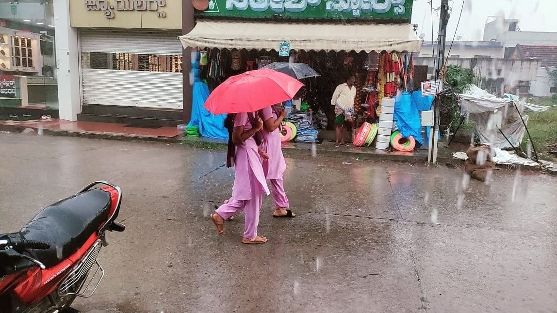Karnataka Rain| ಬೀದರ್‌, ಕಲಬುರಗಿ ಜಿಲ್ಲೆಗೆ ‘ಯೆಲ್ಲೊ ಅಲರ್ಟ್‌’