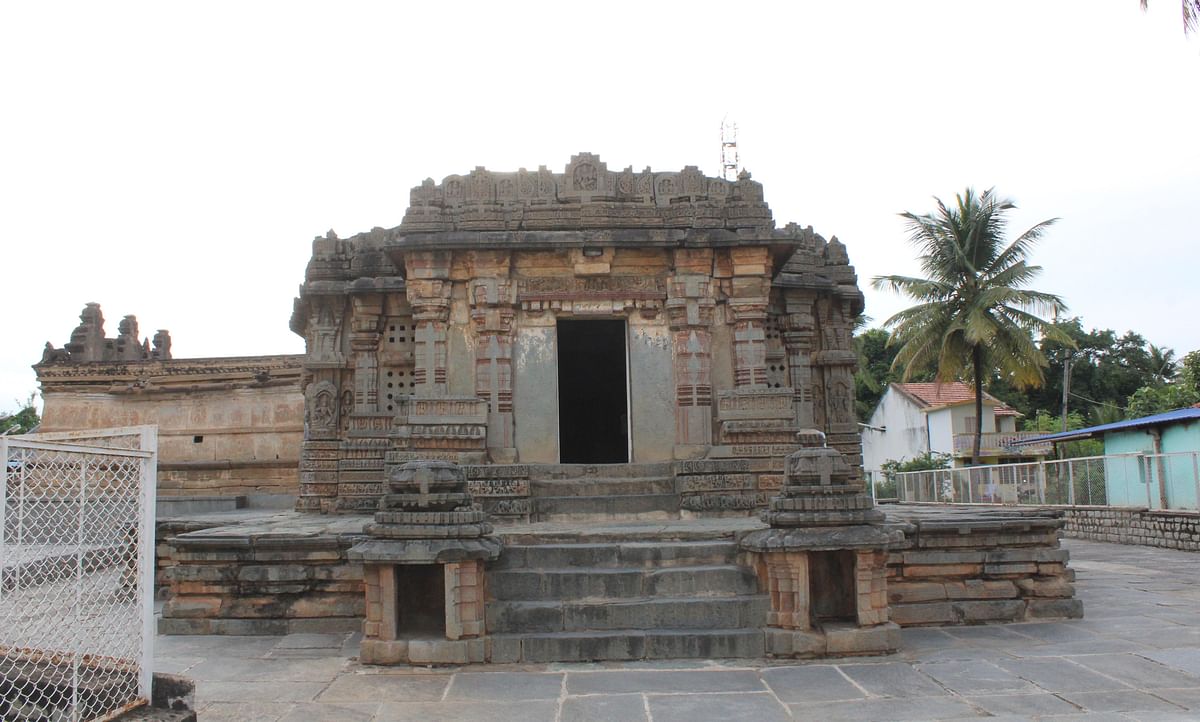 ಅರಳಗುಪ್ಪೆ ಗ್ರಾಮದ ಪ್ರಾಚೀನ ಕೇಶವ ದೇವಾಲಯ