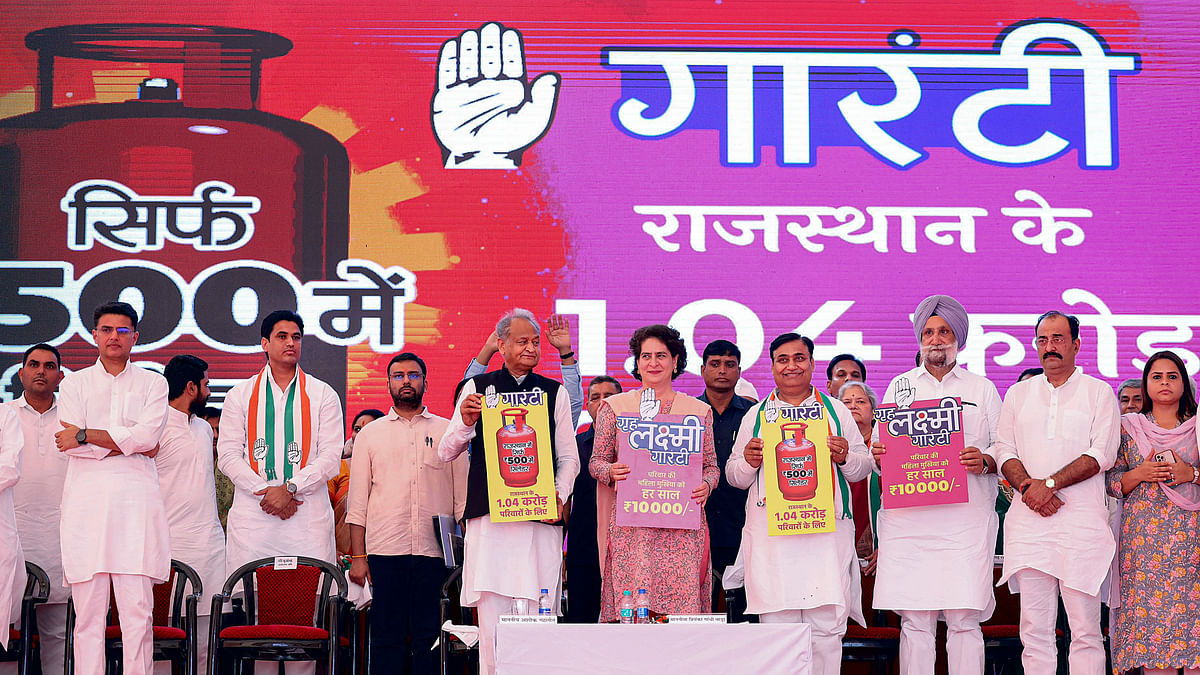Rajasthan Elections: ಮನೆಯೊಡತಿಗೆ ವಾರ್ಷಿಕ ₹10,000ದ ಭರವಸೆ ನೀಡಿದ ಕಾಂಗ್ರೆಸ್