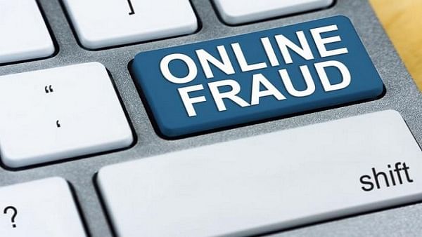 Online Fraud | ಆನ್‌ಲೈನ್‌ ವಂಚಕರಿಂದ ₹3.70 ಕೋಟಿ ವಶಪಡಿಸಿಕೊಂಡ ಮುಂಬೈ ಪೊಲೀಸರು