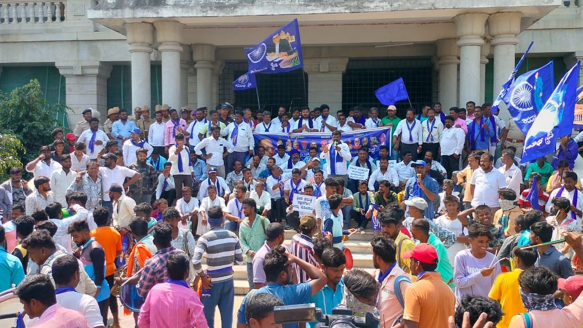 ರಾಮನಗರ: ವಕೀಲರ ವಿರುದ್ಧ ಎಫ್ಐಆರ್‌ಗೆ ದಲಿತ ಸಂಘಟನೆಗಳ ಗಡುವು