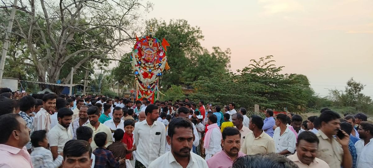 ತೆಕ್ಕಲಕೋಟೆ ಸಮೀಪದ ಭೈರಾಪುರ ಗ್ರಾಮ ಶರಣ ಬಸವೇಶ್ವರ ಜಾತ್ರಾ ಮಹೋತ್ಸವ ಜರುಗಿತು