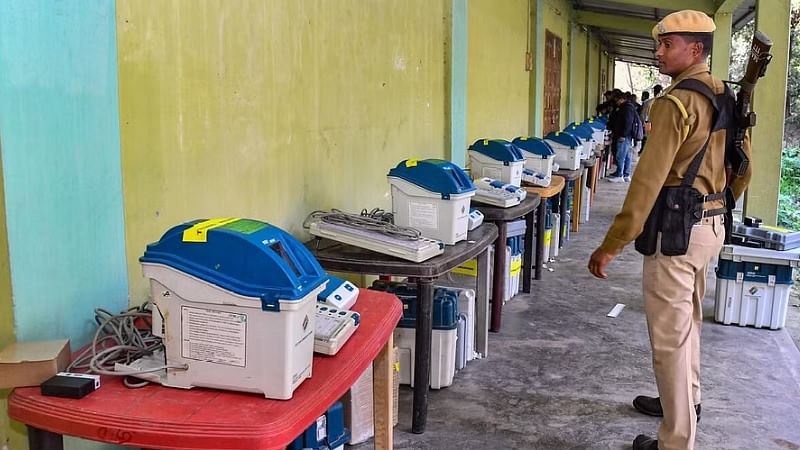 LS polls | ತಾಂತ್ರಿಕ ದೋಷ: ಅಸ್ಸಾಂನಲ್ಲಿ 150 EVM, 400 ವಿವಿಪ್ಯಾಟ್ ಬದಲಾವಣೆ