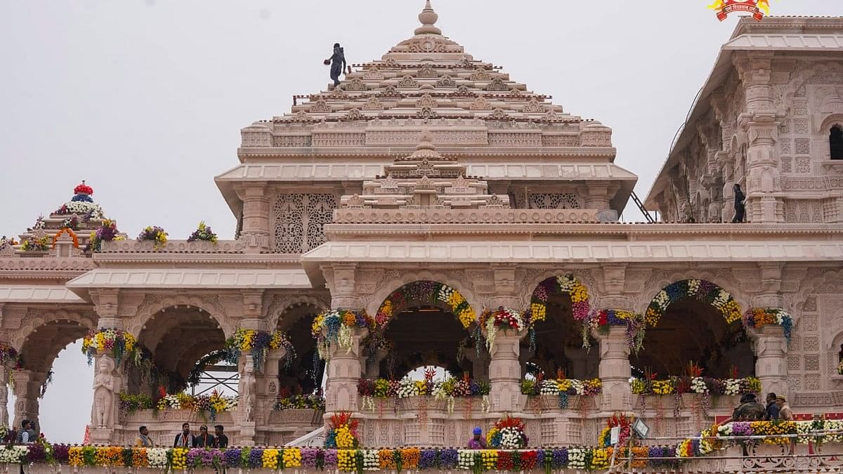 ಹೆಚ್ಚಿದ ತಾಪಮಾನ, ಬಿಸಿಗಾಳಿ: ರಾಮ ಮಂದಿರದಲ್ಲಿ ಭಕ್ತರ ನೆರವಿಗೆ ಹಲವು ವ್ಯವಸ್ಥೆ