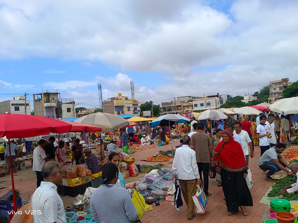 ಬಾಗಲಕೋಟೆಯ ಸಂತೆಯ ದೃಶ್ಯ