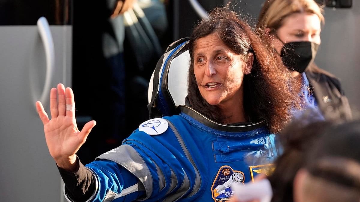 Sunita Williams: ಬಾಹ್ಯಾಕಾಶ ನಿಲ್ದಾಣ ತಲುಪಿದ ಸುನಿತಾ