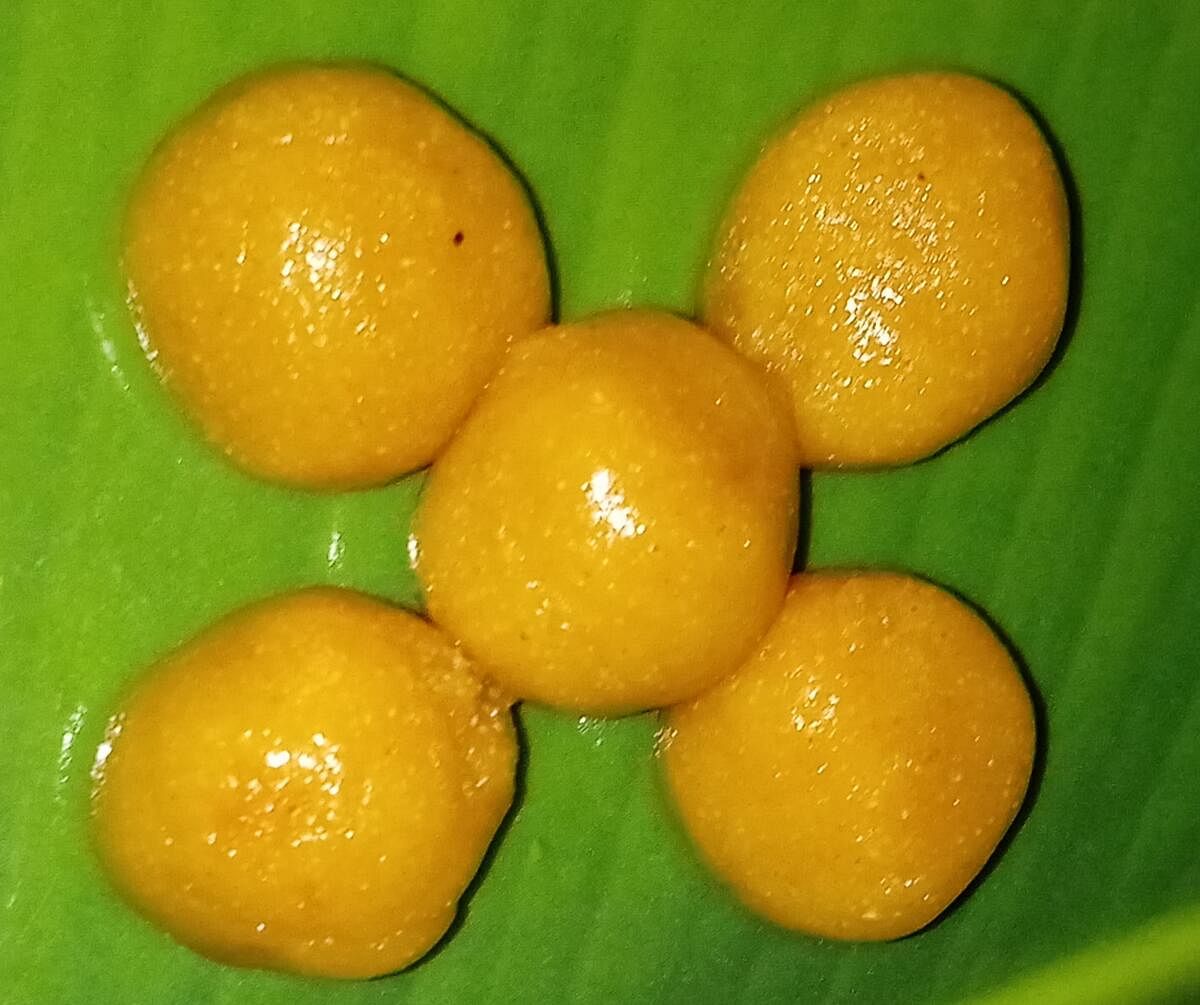 ರವೆ ತಂಬಿಟ್ಟು