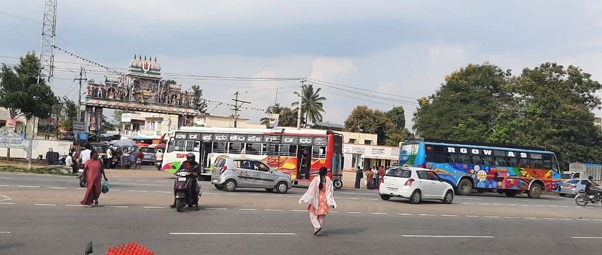 ಸೋಲೂರು ಹೋಬಳಿ ಕೇಂದ್ರ