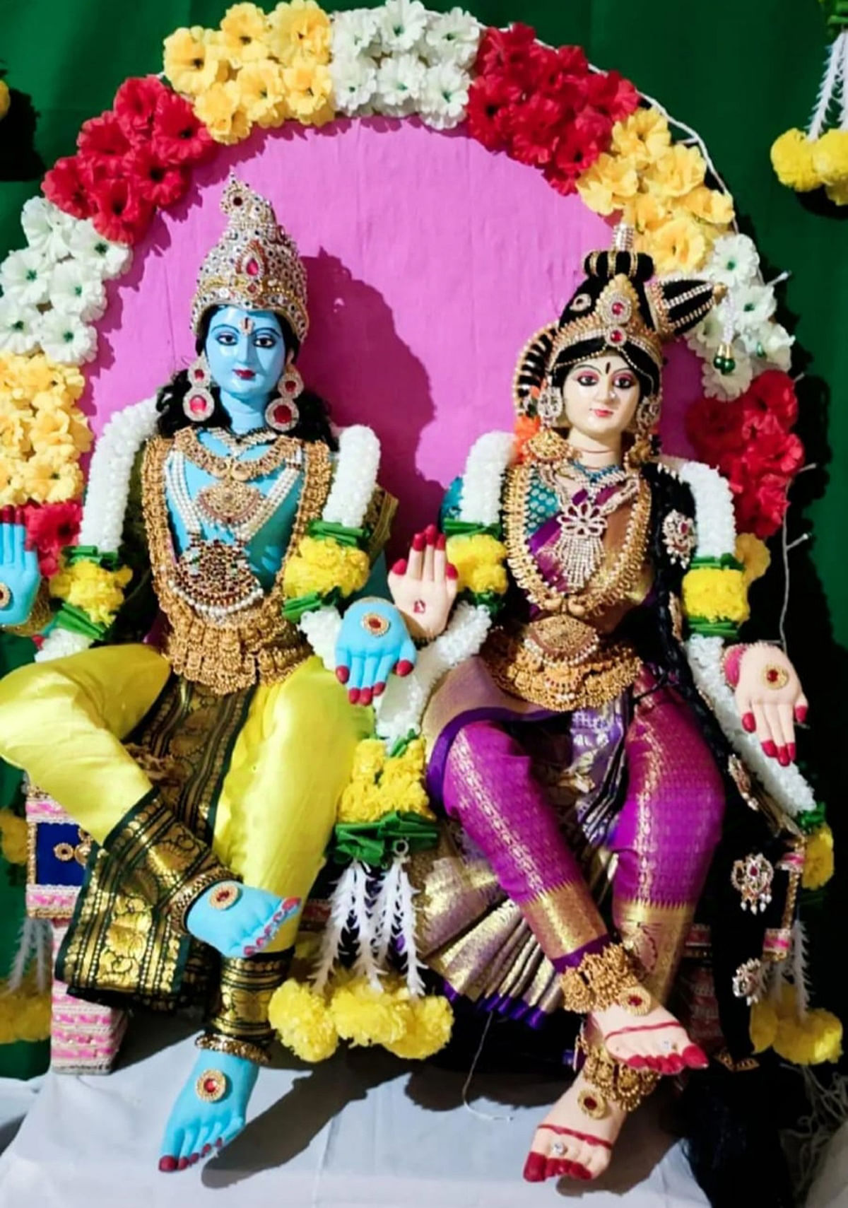 ಅಶ್ವಿನಿ ಅವರ ಕೈಚಳಕದಲ್ಲಿ ಅರಳಿದ ಬೊಂಬೆಗಳು