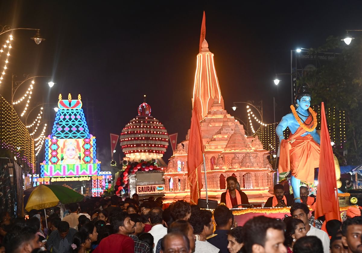 ಮಂಗಳೂರಿನ ಮಂಗಳಾದೇವಿ ದೇವಸ್ಥಾನದ ರಥೋತ್ಸವವು ಭಾನುವಾರ ವಿಜೃಂಭಣೆಯಿಂದ ನೆರವೇರಿತು: ಪ್ರಜಾವಾಣಿ ಚಿತ್ರ