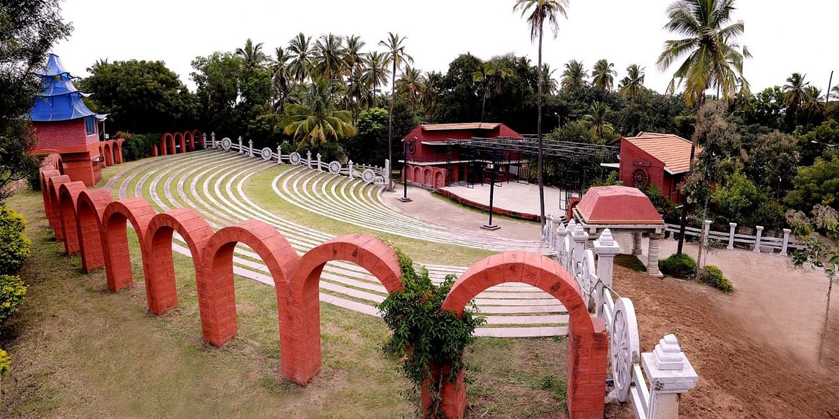 ಸಾಣೇಹಳ್ಳಿ ಬಯಲು ರಂಗಮಂದಿರ