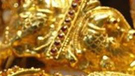 Gold and Silver Rate: ಚಿನ್ನ ₹1,450, ಬೆಳ್ಳಿ ₹2,300 ಇಳಿಕೆ