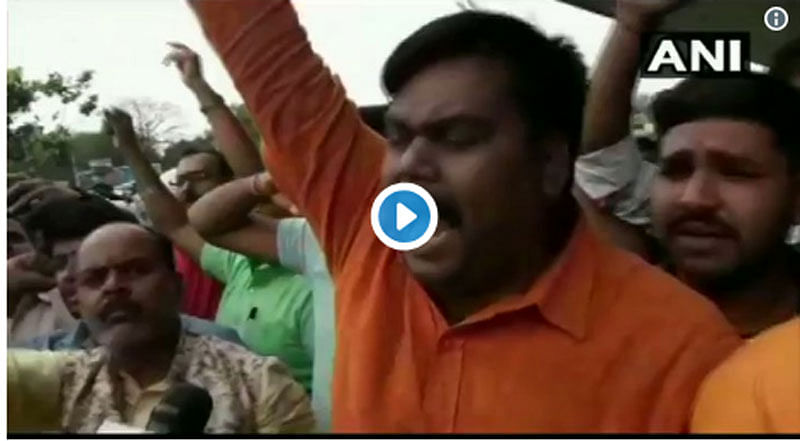 ಬಿಹಾರ: ರವಿ ಶಂಕರ್ ಪ್ರಸಾದ್ ಗೋಬ್ಯಾಕ್ ಎಂದು ಪ್ರತಿಭಟಿಸಿದ ಬಿಜೆಪಿ ಕಾರ್ಯಕರ್ತರು