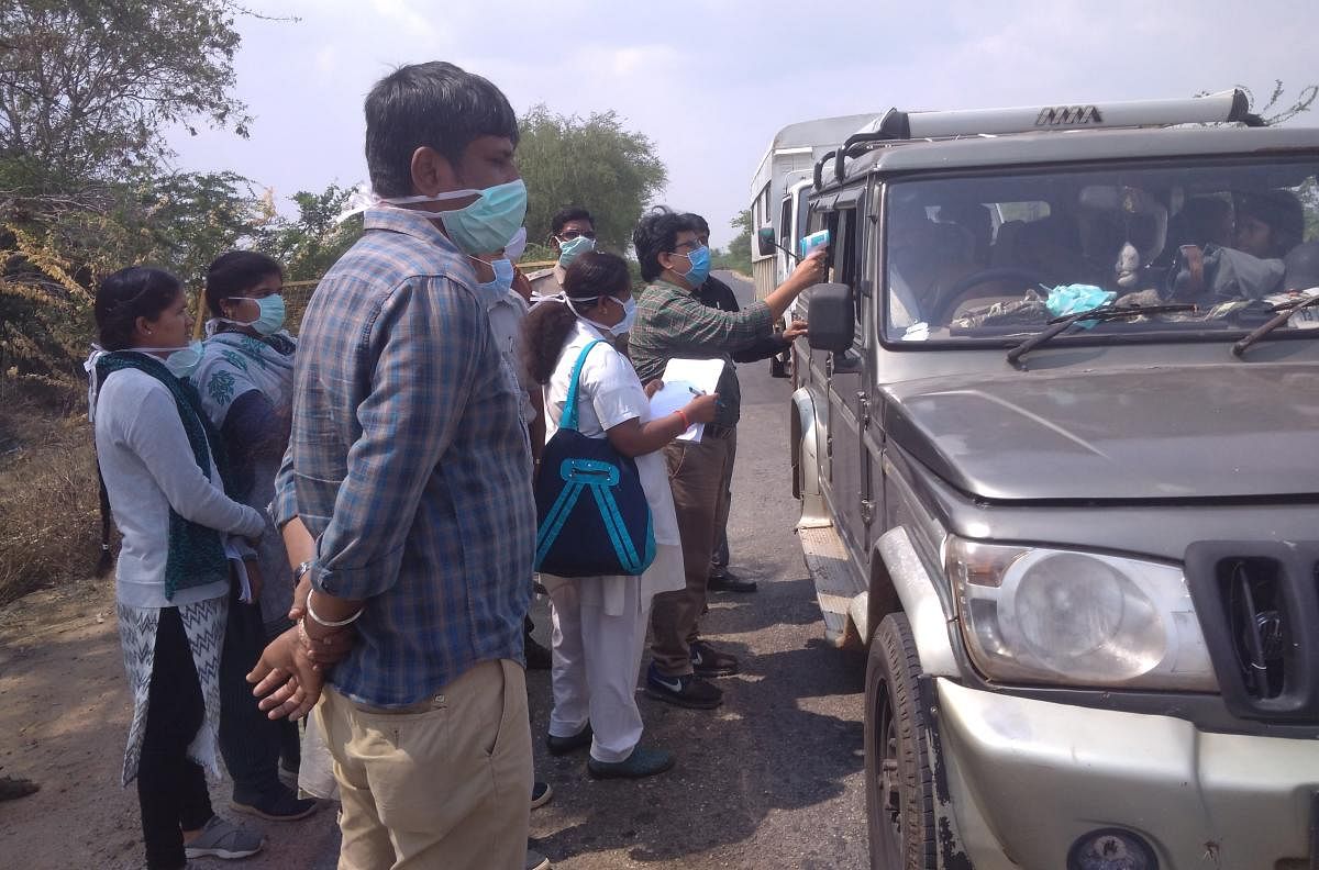 ಸಂತೇಮರಹಳ್ಳಿ | ಶೌಚಾಲಯ ಇಲ್ಲದೇ ಮಹಿಳಾ ಸಿಬ್ಬಂದಿಗೆ ಕಷ್ಟ