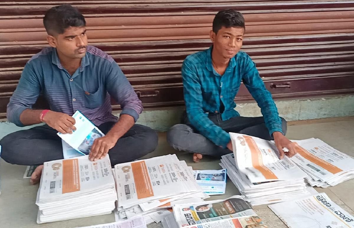 newsPaper distributors day: ಪತ್ರಿಕಾ ವಿತರಕರು: ಕೋವಿಡ್‌ ಕಾಲದ ಯೋಧರು