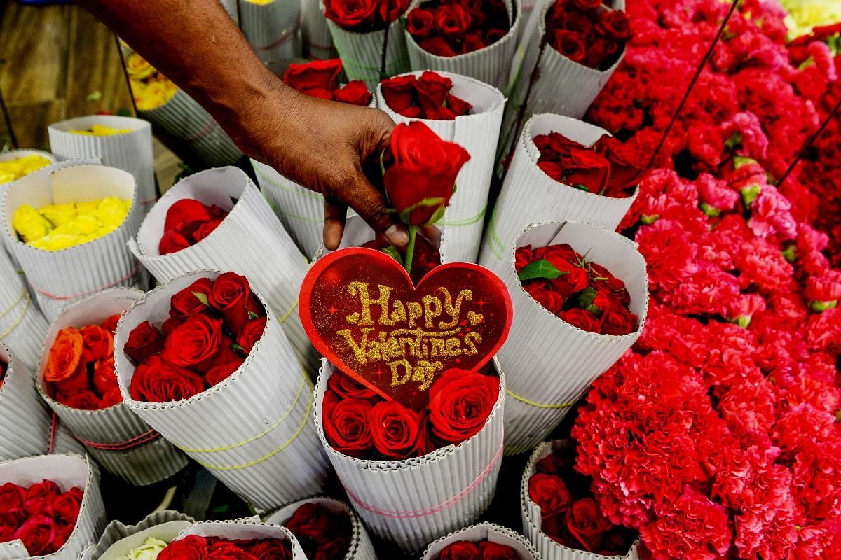 Valentine Day | ಅಧ್ಯಾತ್ಮದ ಒಲವೇ ಪ್ರೀತಿಯ ಹಾದಿಯಾಯಿತು