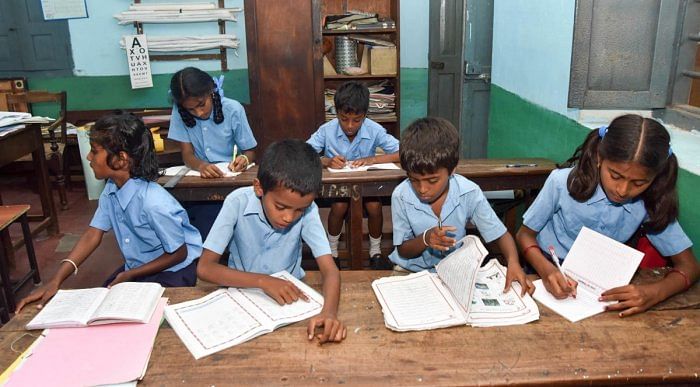 Karnataka Budget 2022: ಗುಣಮಟ್ಟದ ಶಿಕ್ಷಣಕ್ಕೆ ಆದ್ಯತೆ, ಶಾಲೆಗಳಿಗೆ ಅನುದಾನ