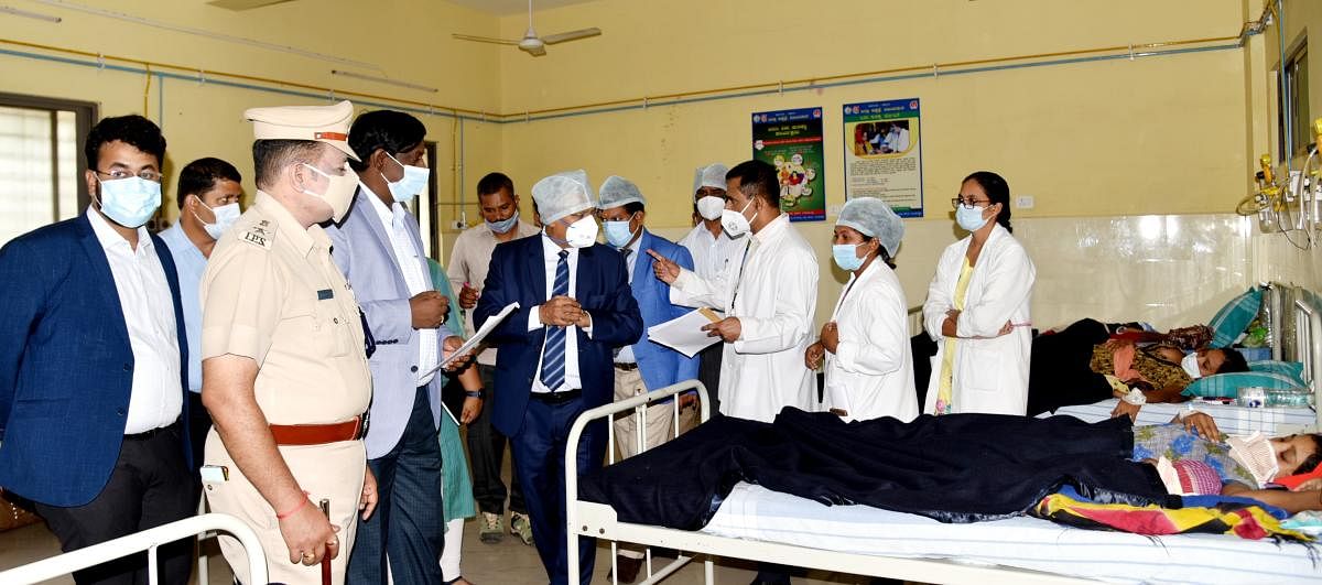 ಬಿಚ್ಚಿದ ಶಸ್ತ್ರ ಚಿಕಿತ್ಸೆ ಹೊಲಿಗೆ: ವರದಿ ಕೇಳಿದ ಉಪ ಲೋಕಾಯುಕ್ತ