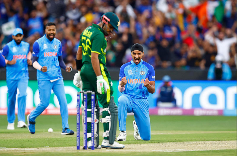 T20 World Cup: ಮಿಂಚಿದ ಅರ್ಶದೀಪ್, ಭಾರತಕ್ಕೆ 160 ರನ್ ಗುರಿ ನೀಡಿದ ಪಾಕಿಸ್ತಾನ