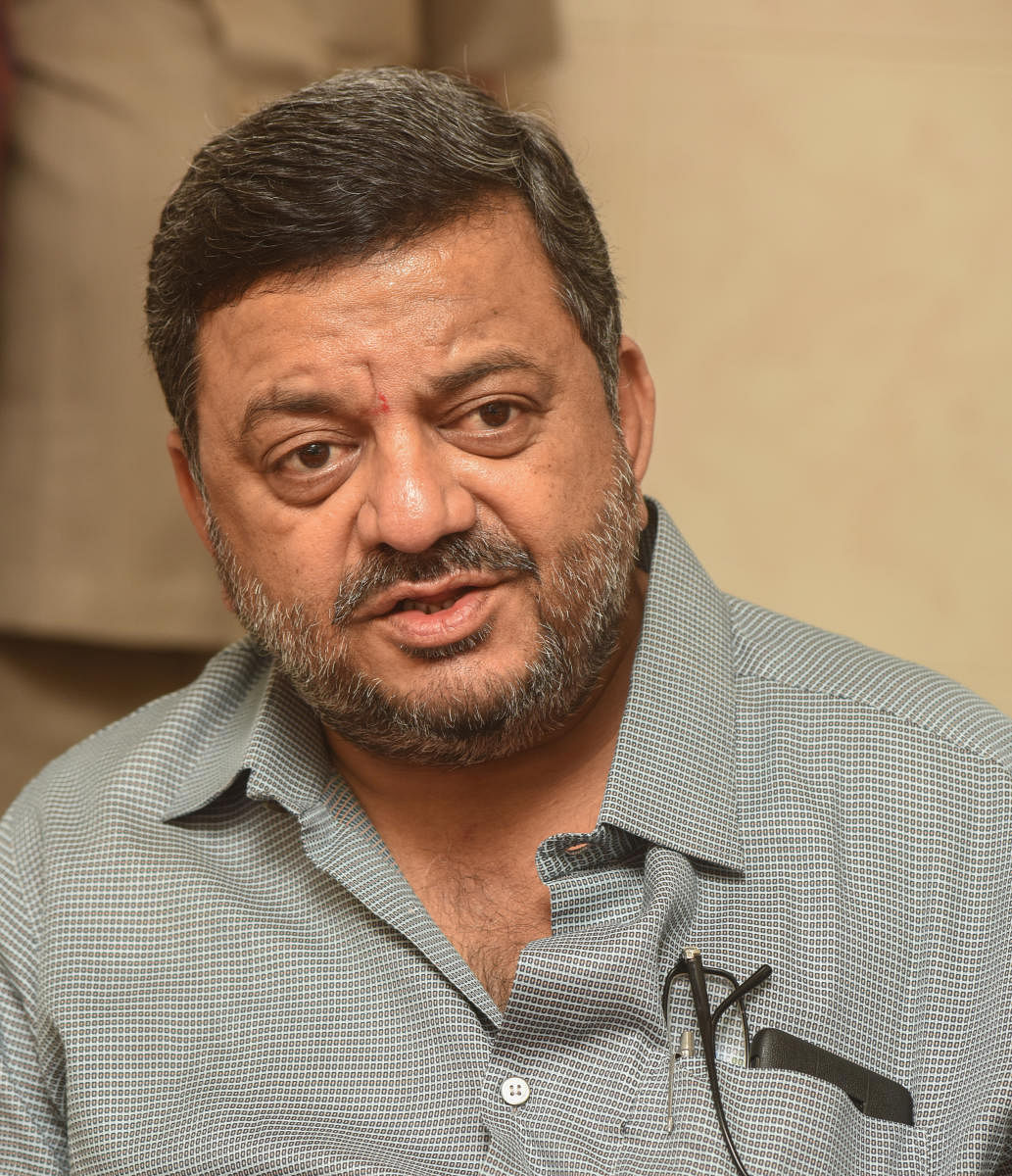 ಕಾಂಗ್ರೆಸ್‌ ಟಿಕೆಟ್‌ ಆಕಾಂಕ್ಷಿಗಳು ₹2 ಲಕ್ಷ ಯಾಕೆ ಕಟ್ಟಬೇಕು: ಎಸ್‌ಎಸ್‌ಎಂ