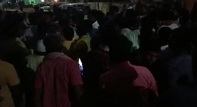 ಶಾಸಕ ಭೀಮ ನಾಯ್ಕರಿಗೆ ಗ್ರಾಮಸ್ಥರಿಂದ ಘೇರಾವ್‌, ತರಾಟೆ