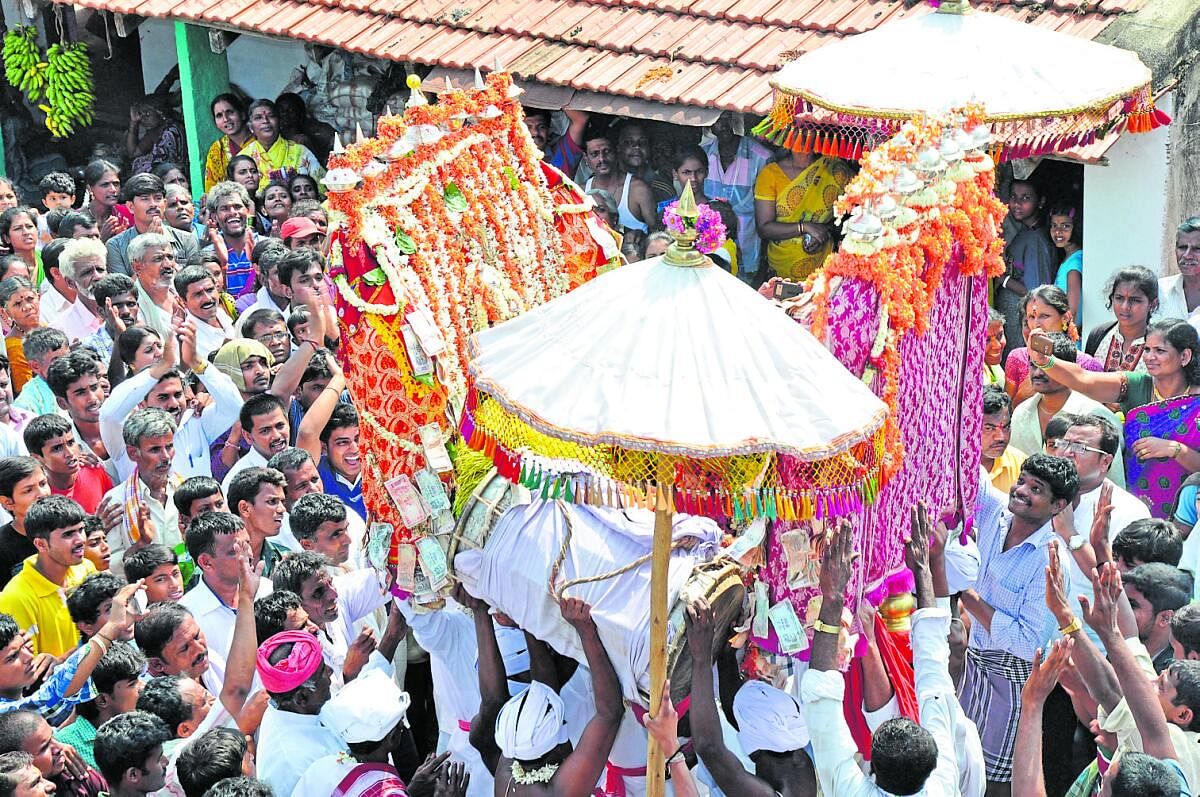 ದೇವರ ತಬ್ಬುವ ಜಾತ್ರೆ