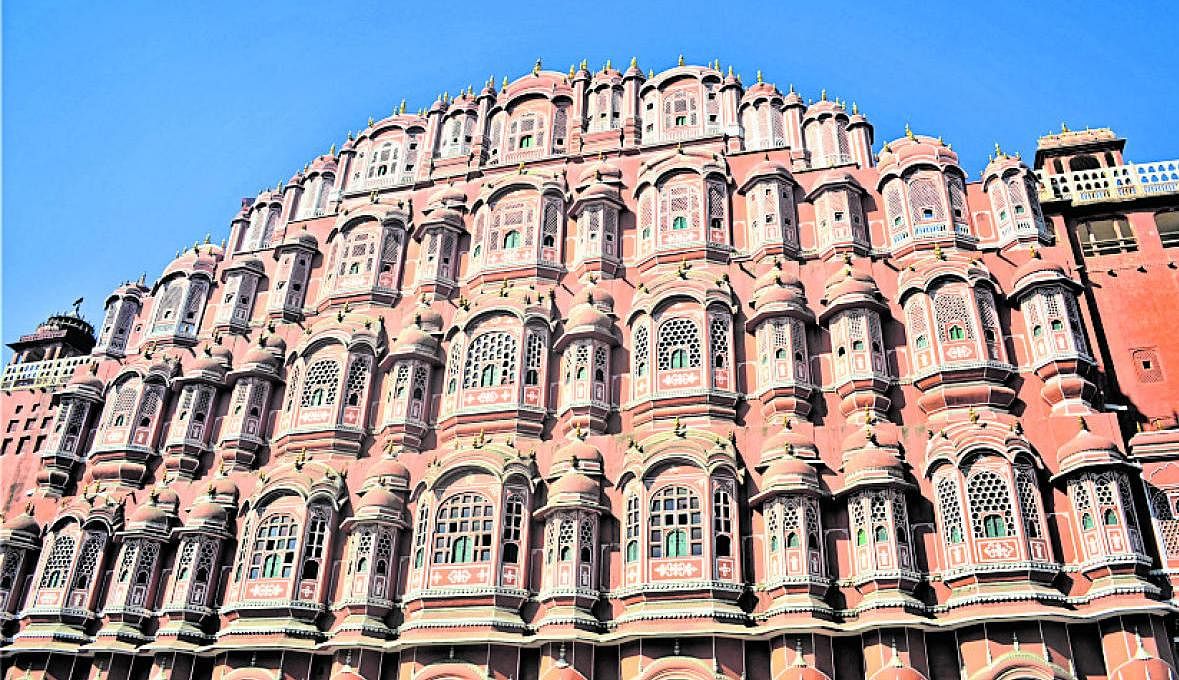 Jharokhas of Hawa Mahal.