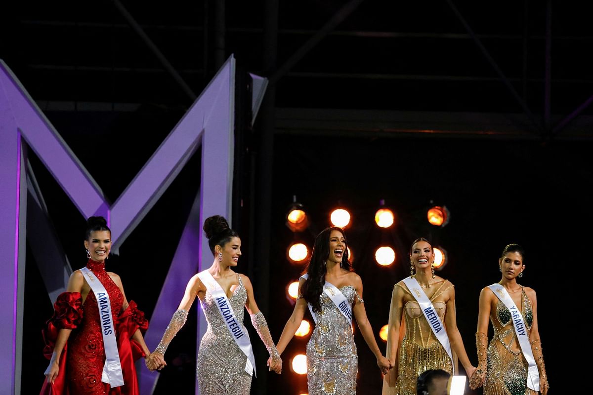 Finalists react during the Miss Venezuela 2023 pageant, whose winner will participate in the Miss Universe 2024 contest, in Caracas, Venezuela, December 7, 2023. REUTERS/Leonardo Fernandez Viloria