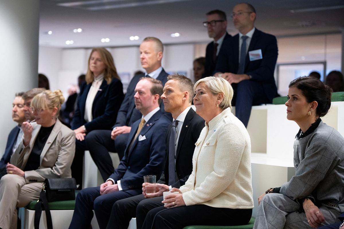 Icelandic President Halla Tomasdottir and spouse visit State of Green in 