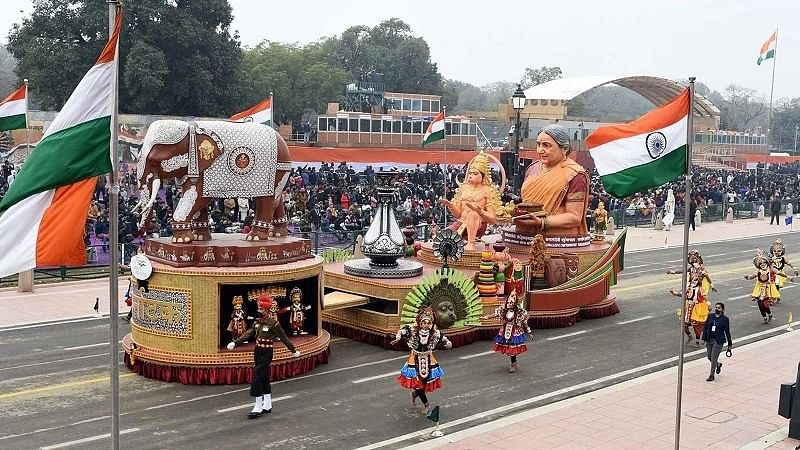 ಈ ಬಾರಿ  ಗಣರಾಜ್ಯೋತ್ಸವದಲ್ಲಿ ಪಾಲ್ಗೊಳ್ಳಲಿರುವ ಕರ್ನಾಟಕದ ಸ್ತಬ್ಧ ಚಿತ್ರದ ರಿಹರ್ಸಲ್‌ ಜನವರಿ 23 ರಂದು ನವದೆಹಲಿಯಲ್ಲಿ ನಡೆಯಿತು.//