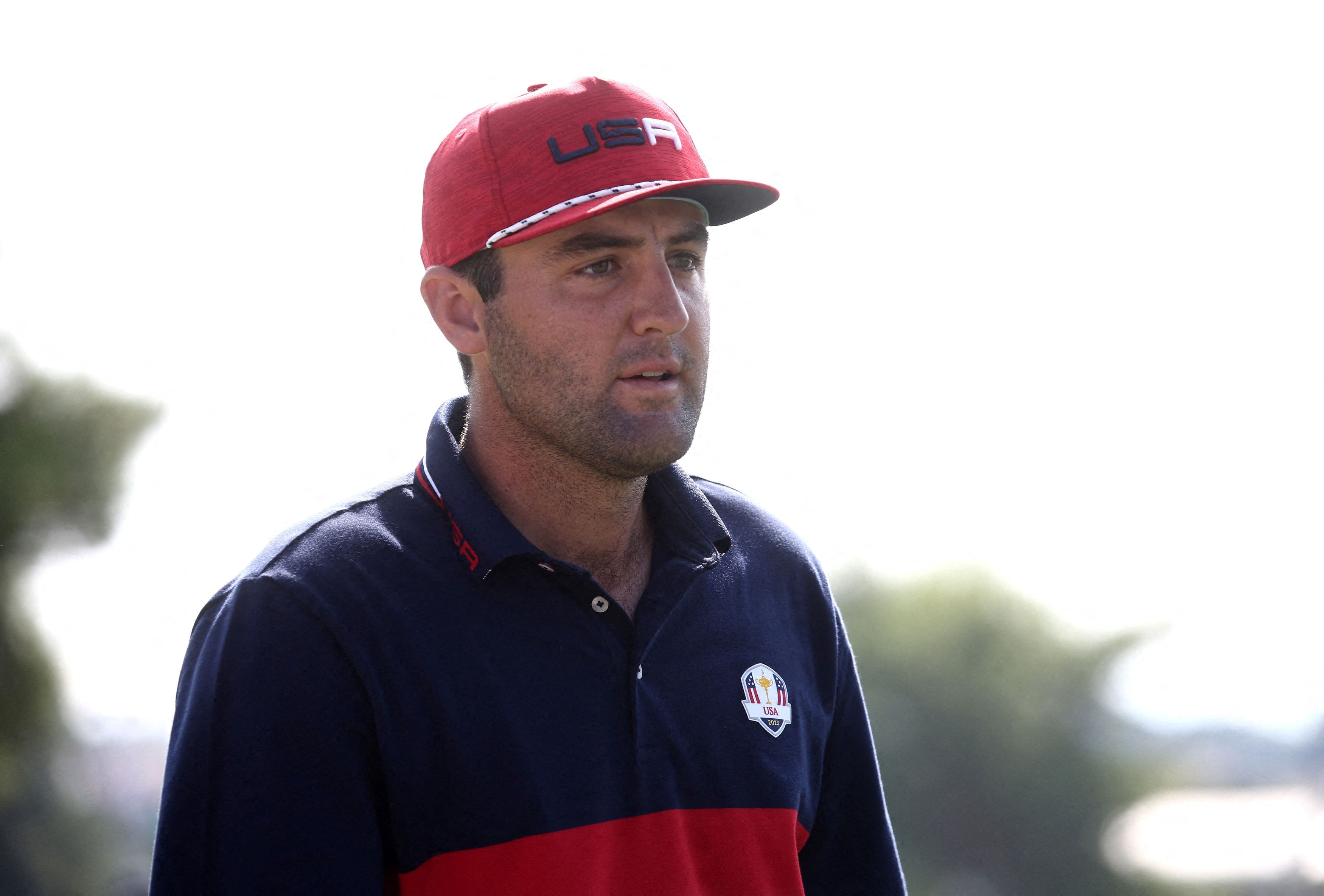 FILE PHOTO: Golf - The 2023 Ryder Cup - Marco Simone Golf & Country Club, Rome, Italy - October 1, 2023 Team USA's Scottie Scheffler walks off the 2nd green during the Singles REUTERS/Guglielmo Mangiapane/File Photo