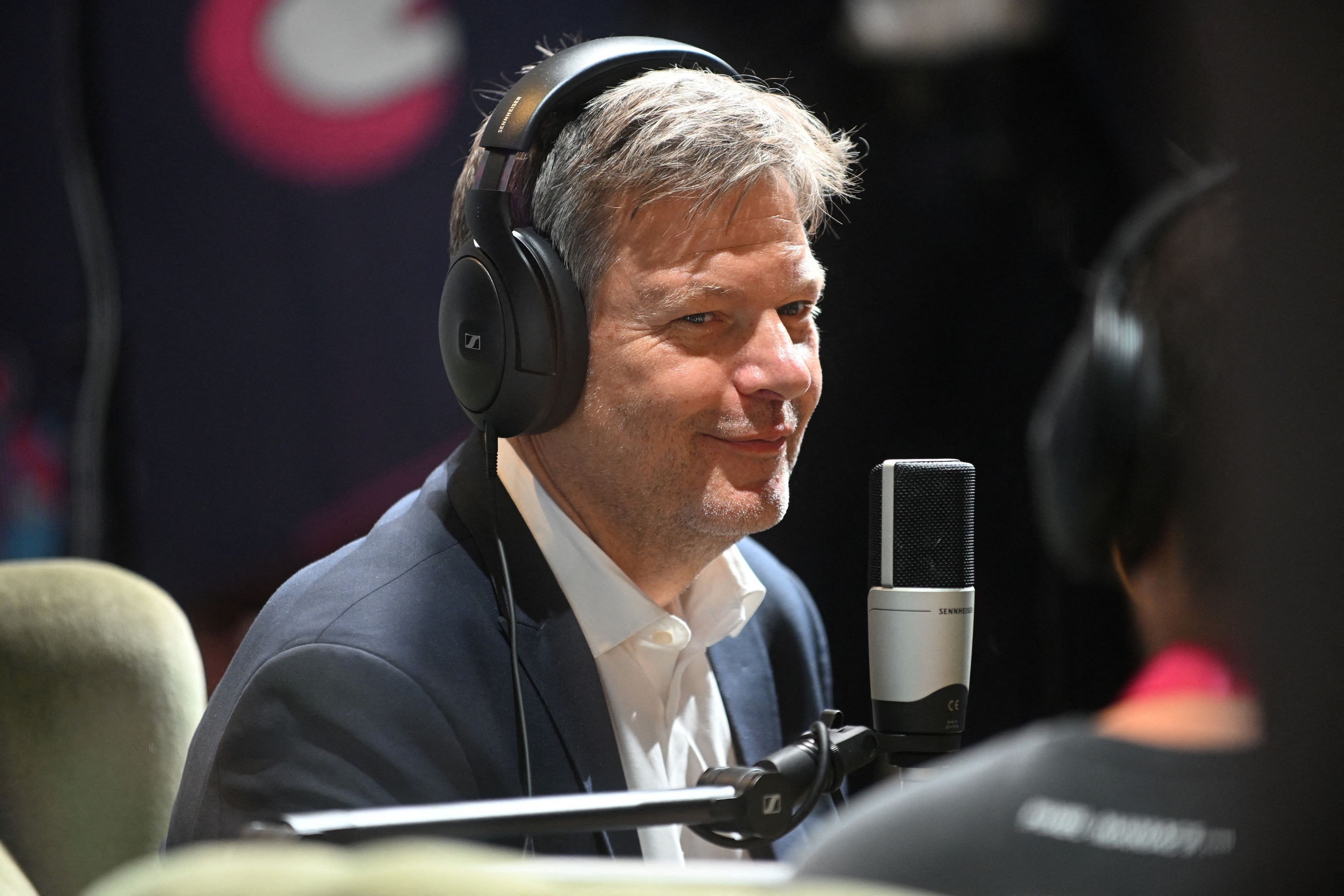 German Economy and Climate Minister Robert Habeck takes part in a podcast stream as he attends Gamescom 2024, the computer and video game industry event, in Cologne, Germany August 22, 2024. REUTERS/Jana Rodenbusch