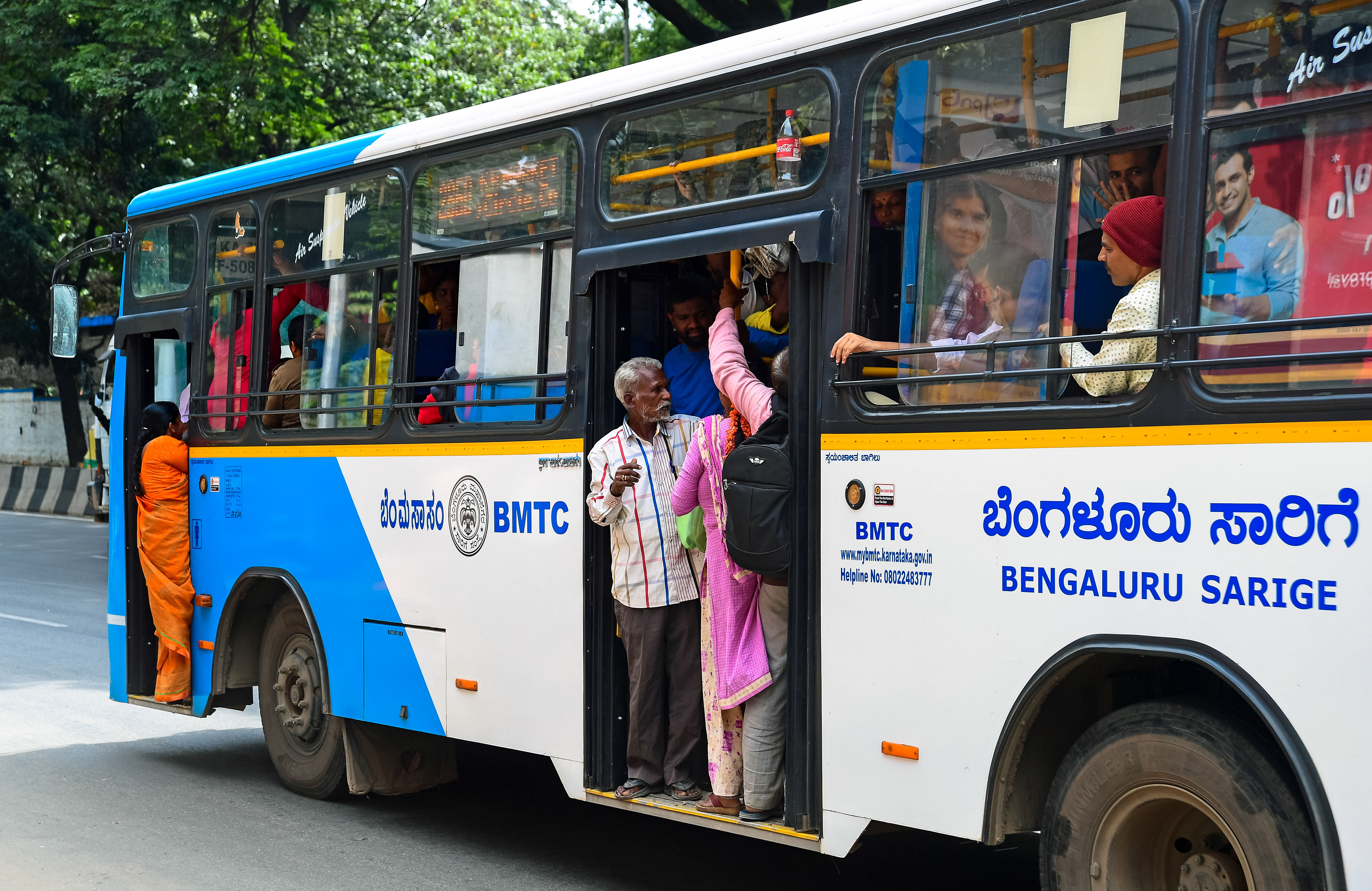 BMTC bus