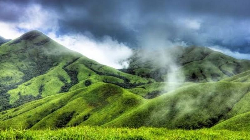 ಕುದುರೆಮುಖ ಗಿರಿಶ್ರೇಣಿಯ ಮನೋಹರ ನೋಟ