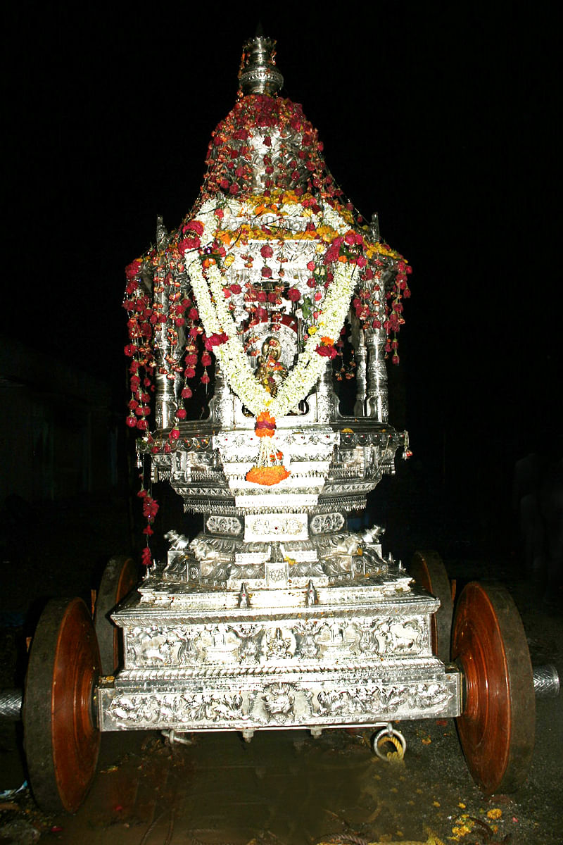 ಬೆಳ್ಳಿರಥ