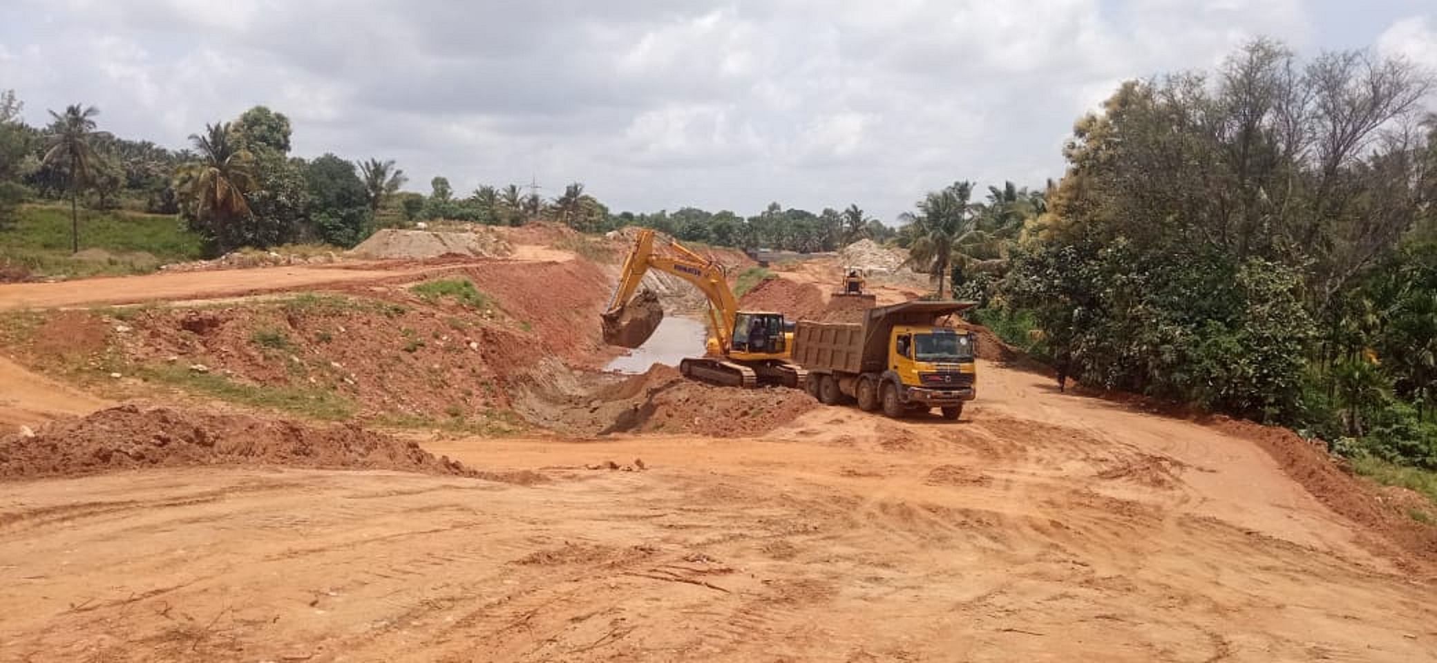 ತಿಪಟೂರು ತಾಲ್ಲೂಕಿನಲ್ಲಿ ಎತ್ತಿನಹೊಳೆ ಕಾಮಗಾರಿ ನಡೆಯುತ್ತಿರುವ ಸ್ಥಳ