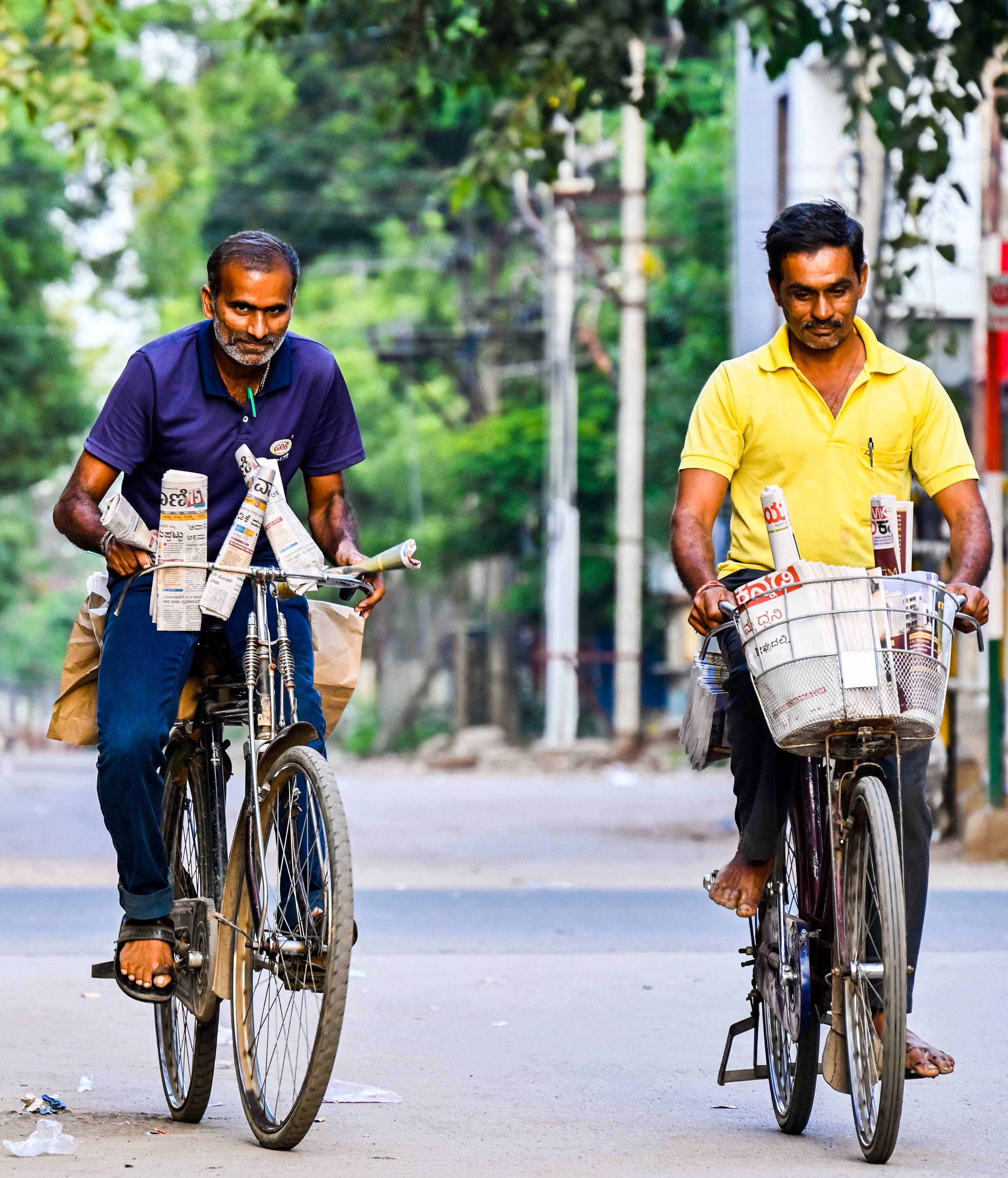 ಪತ್ರಿಕೆ ಹಂಚುವವರು (ಸಾಂದರ್ಭಿಕ ಚಿತ್ರ)