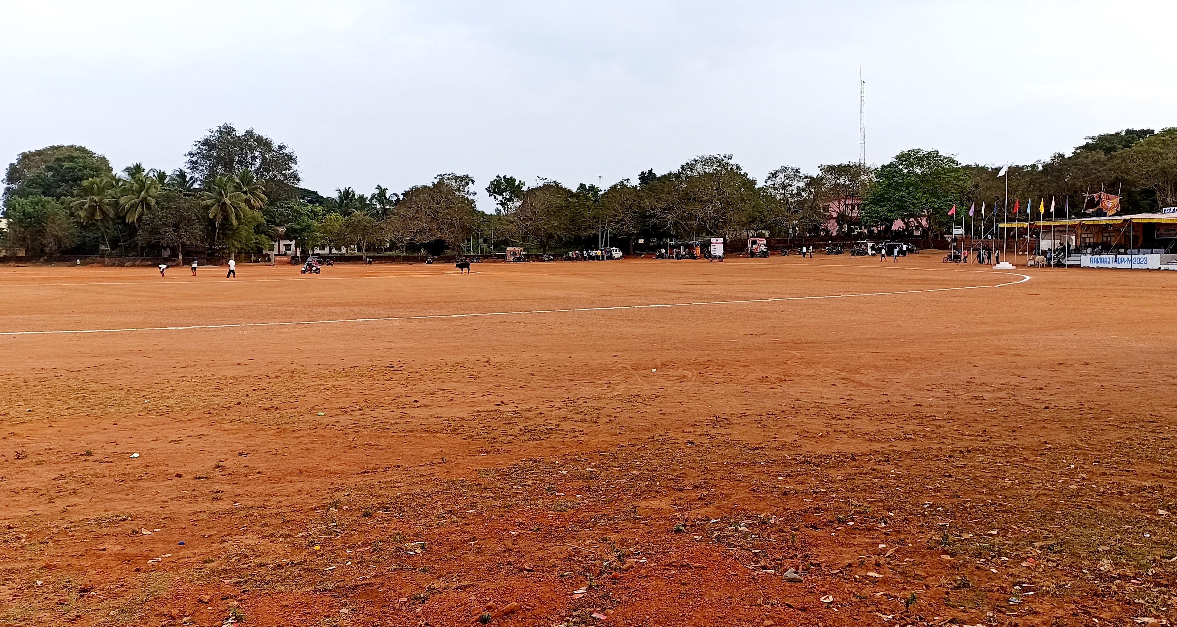 ಕುಮಟಾ ಪಟ್ಟಣದ ಹೃದಯ ಭಾಗದಲ್ಲಿರುವ ಮಹಾತ್ಮ ಗಾಂಧಿ ಕ್ರೀಡಾಂಗಣ 