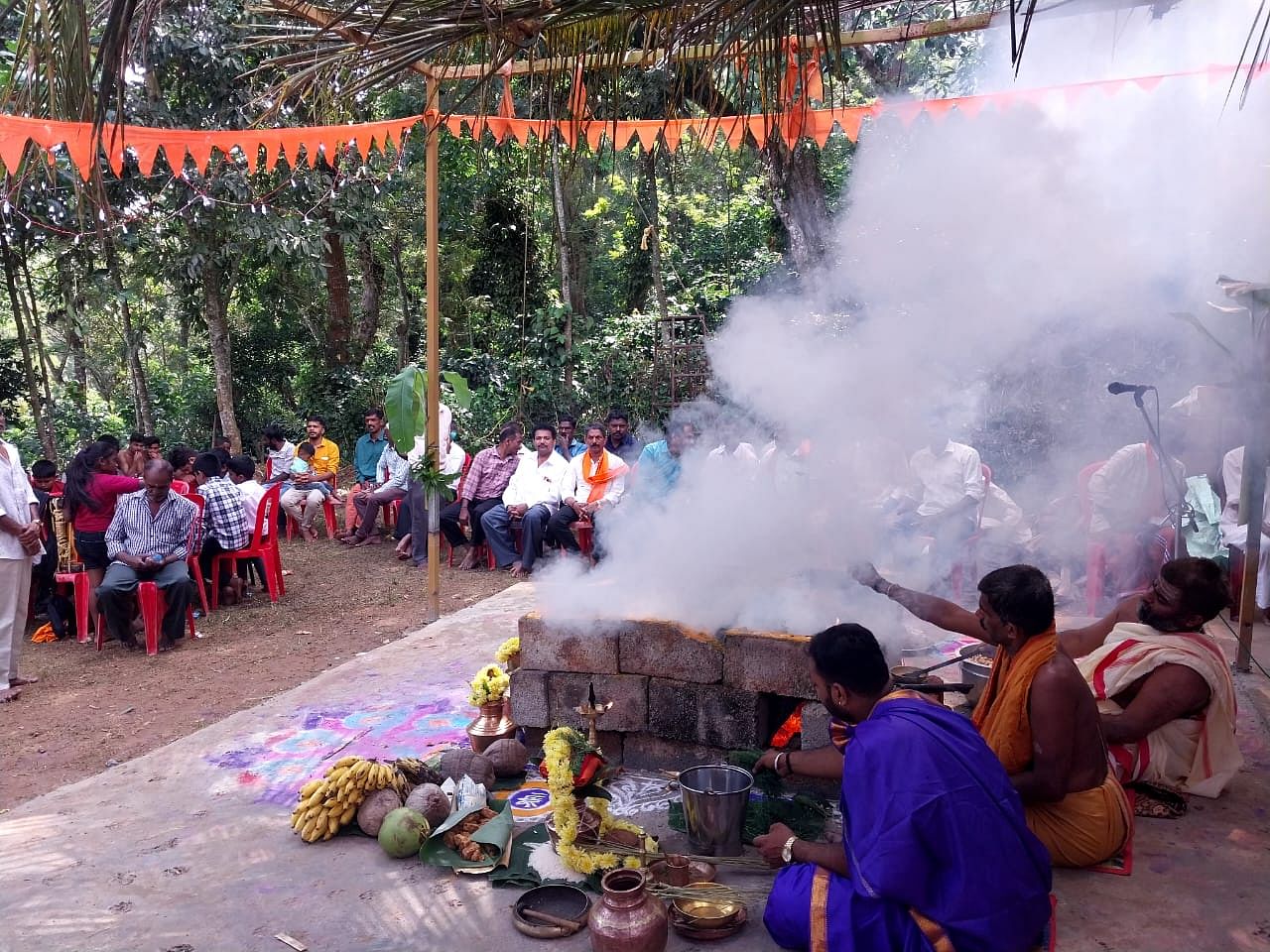 ಸುಂಟಿಕೊಪ್ಪ ಸಮೀಪದ ಬೋಯಿಕೇರಿ ಸಿದ್ಧಿಬುದ್ಧಿ ವಿನಾಯಕ ದೇವಾಲಯದ ಪ್ರತಿಷ್ಠಾ ವಾರ್ಷಿಕ ಪೂಜೋತ್ಸವವು ಶ್ರದ್ಧಾಭಕ್ತಿಯಿಂದ ನಡೆಯಿತು.