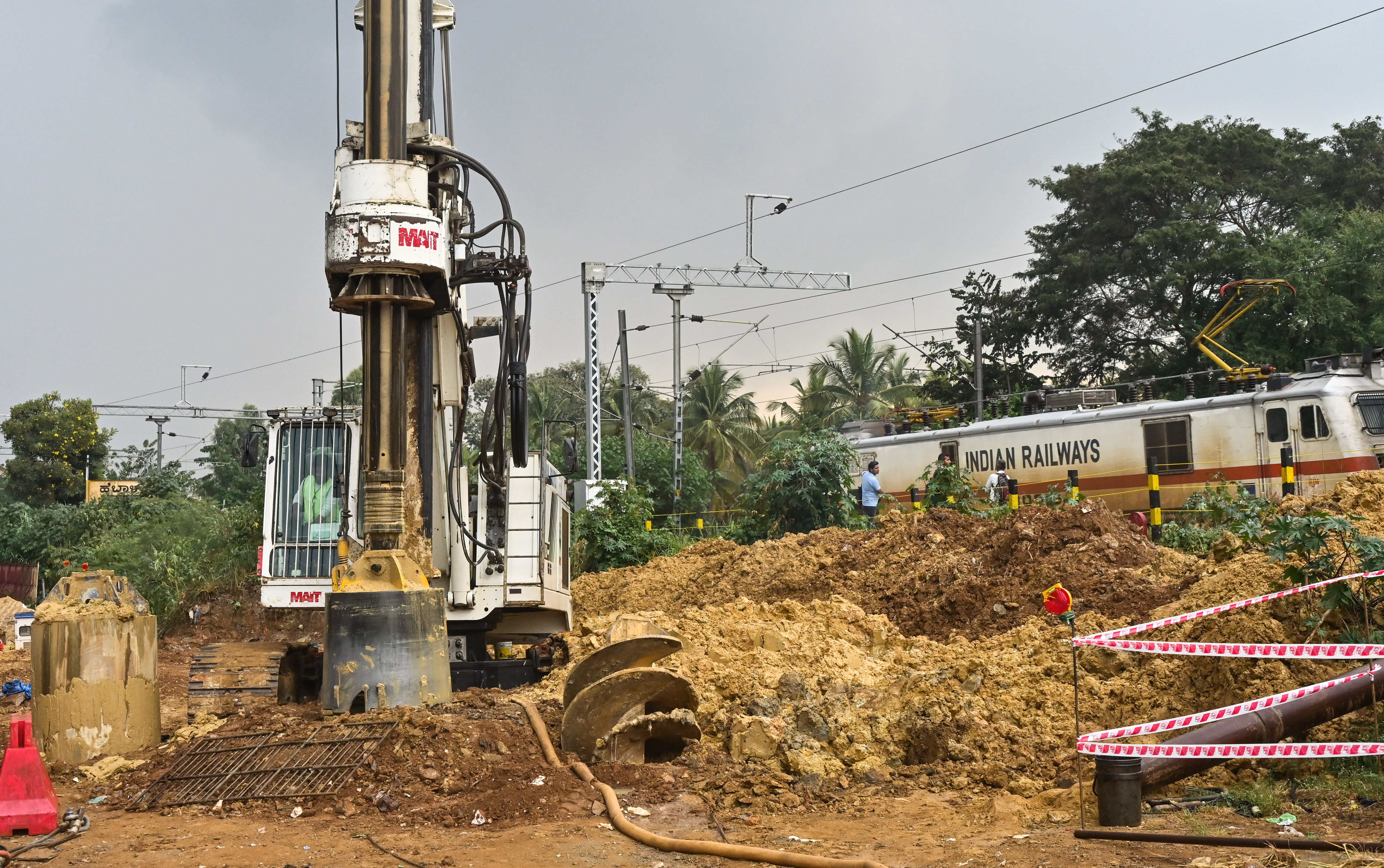 ಬೆಂಗಳೂರು ಉಪನಗರ ರೈಲು ಯೋಜನೆಯ ಕಾರಿಡಾರ್‌–2ರಲ್ಲಿ ಕಾಮಗಾರಿ ನಡೆಯುತ್ತಿರುವುದು