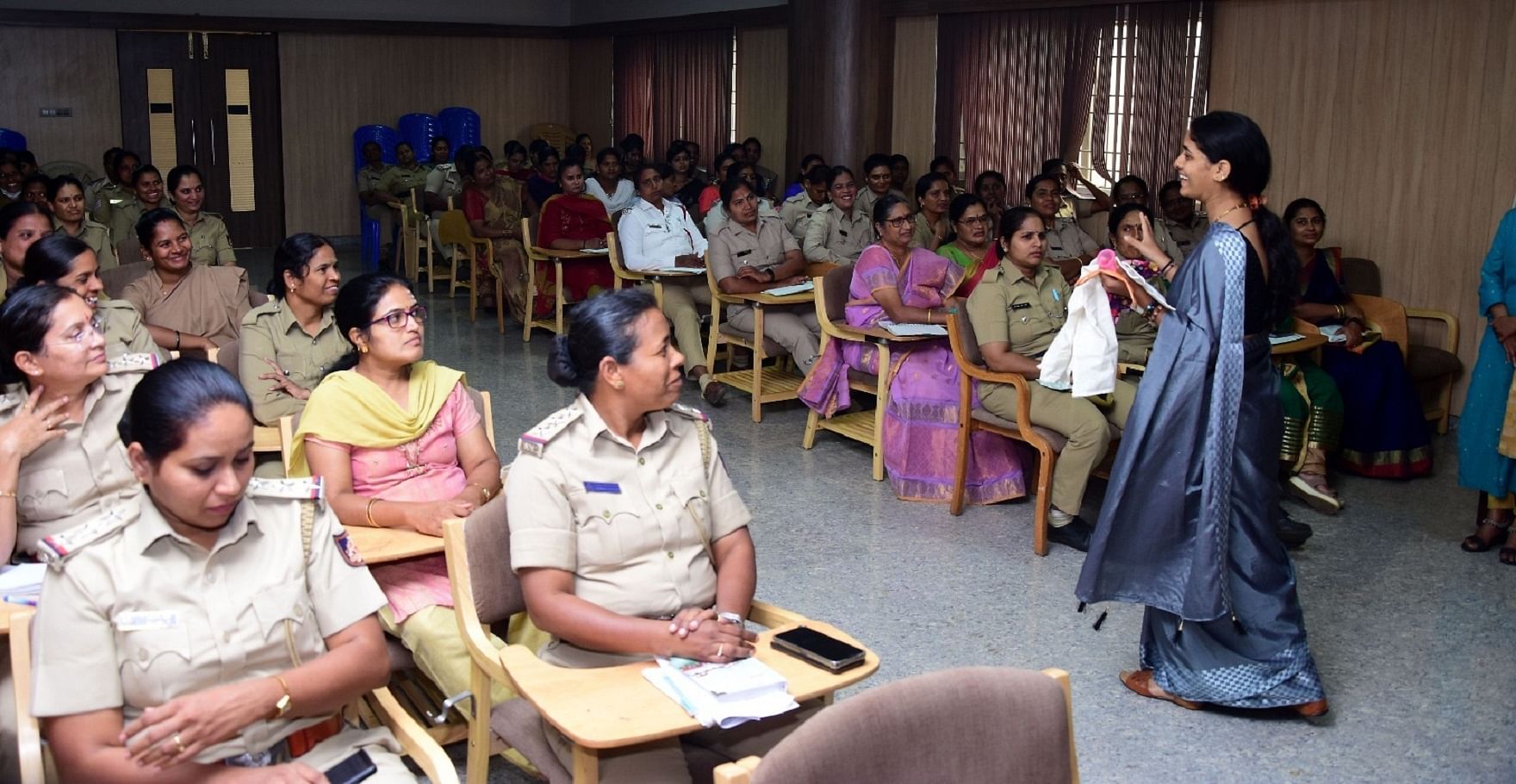 ದಾವಣಗೆರೆಯ ಜಿಲ್ಲಾ ಪೊಲೀಸ್ ವರಿಷ್ಠಾಧಿಕಾರಿ ಕಚೇರಿಯಲ್ಲಿ ಗುರುವಾರ ಋತುಚಕ್ರ ನಿರ್ವಹಣೆ ಕುರಿತ ತರಬೇತಿ ಕಾರ್ಯಾಗಾರ ನಡೆಯಿತು