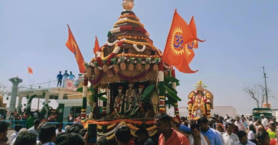 ಮಾಗಡಿ ಸೋಲೂರು ಹೋಬಳಿ ತಟ್ಟೆಕೆರೆಯಲ್ಲಿ ಶುಕ್ರವಾರ ರಂಗನಾಥ ರಥೋತ್ಸವ ನಡೆಯಿತು