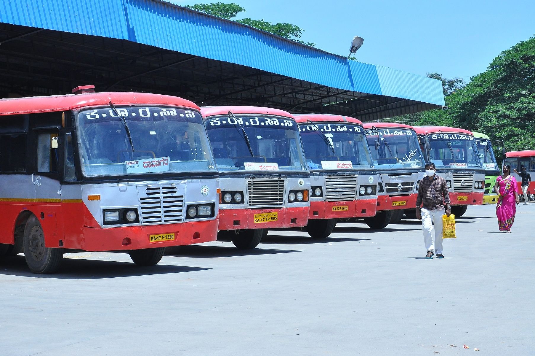 ಕೆಎಸ್‌ಆರ್‌ಟಿಸಿ ಬಸ್‌ಗಳು (ಸಾಂದರ್ಭಿಕ ಚಿತ್ರ)
