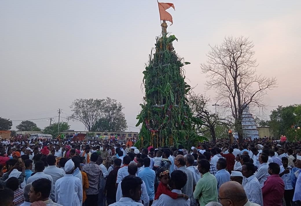 ಕಾಳಗಿ ತಾಲ್ಲೂಕಿನ ತೆಂಗಳಿ ಭೀಮೇಶ್ವರ ದೇವರ ರಥೋತ್ಸವವು ಸೋಮವಾರ ಸಂಜೆ ಅದ್ದೂರಿಯಾಗಿ ಜರುಗಿತು