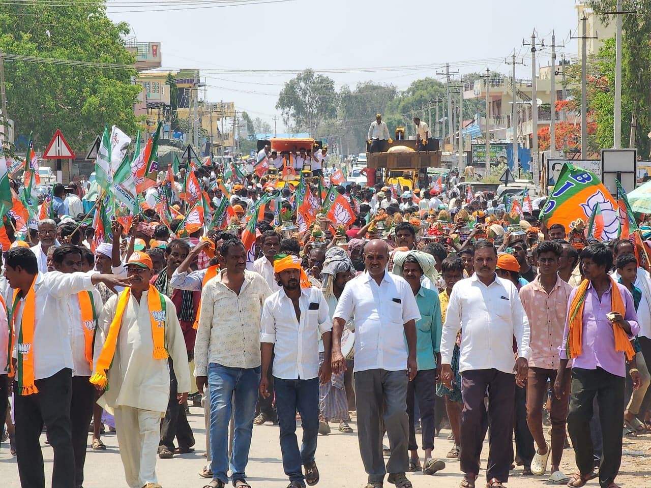 ಸೋಮವಾರ ಬಾಗೇಪಲ್ಲಿ ಕ್ಷೇತ್ರದಲ್ಲಿ ನಡೆದ ಬಿಜೆಪಿ ಪ್ರಚಾರ