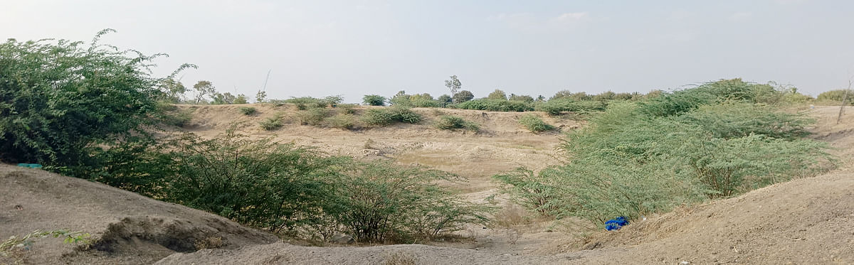 ನರೇಗಲ್‌ ಸಮೀಪದ ಮಾರಬಸರಿ ಗ್ರಾಮದ ಕೆರೆ