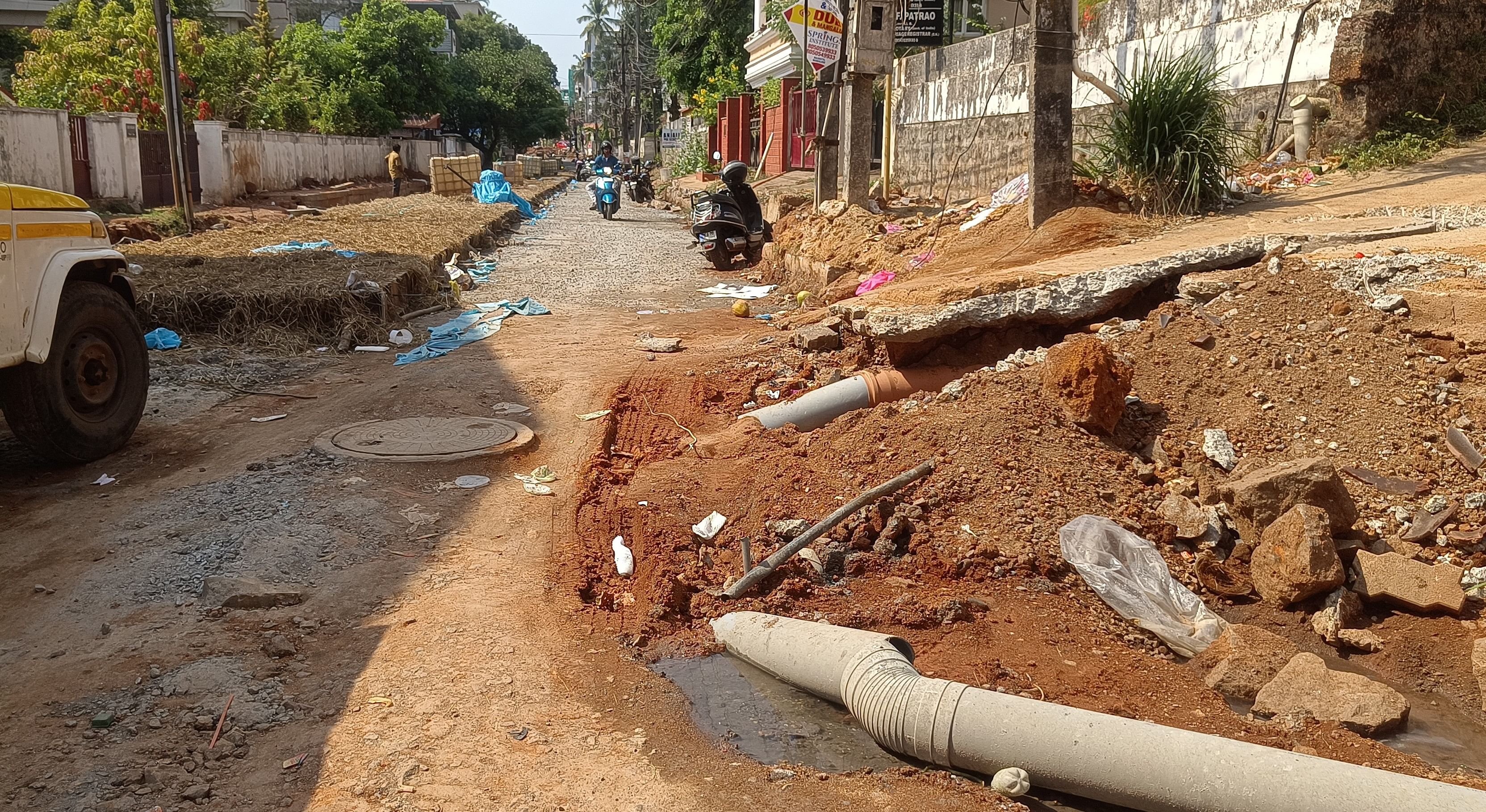 ಬಿಜೈ ನ್ಯೂರೋಡ್‌ನ ಕಾಂಕ್ರಿಟೀಕರಣ ಕಾಮಗಾರಿ 