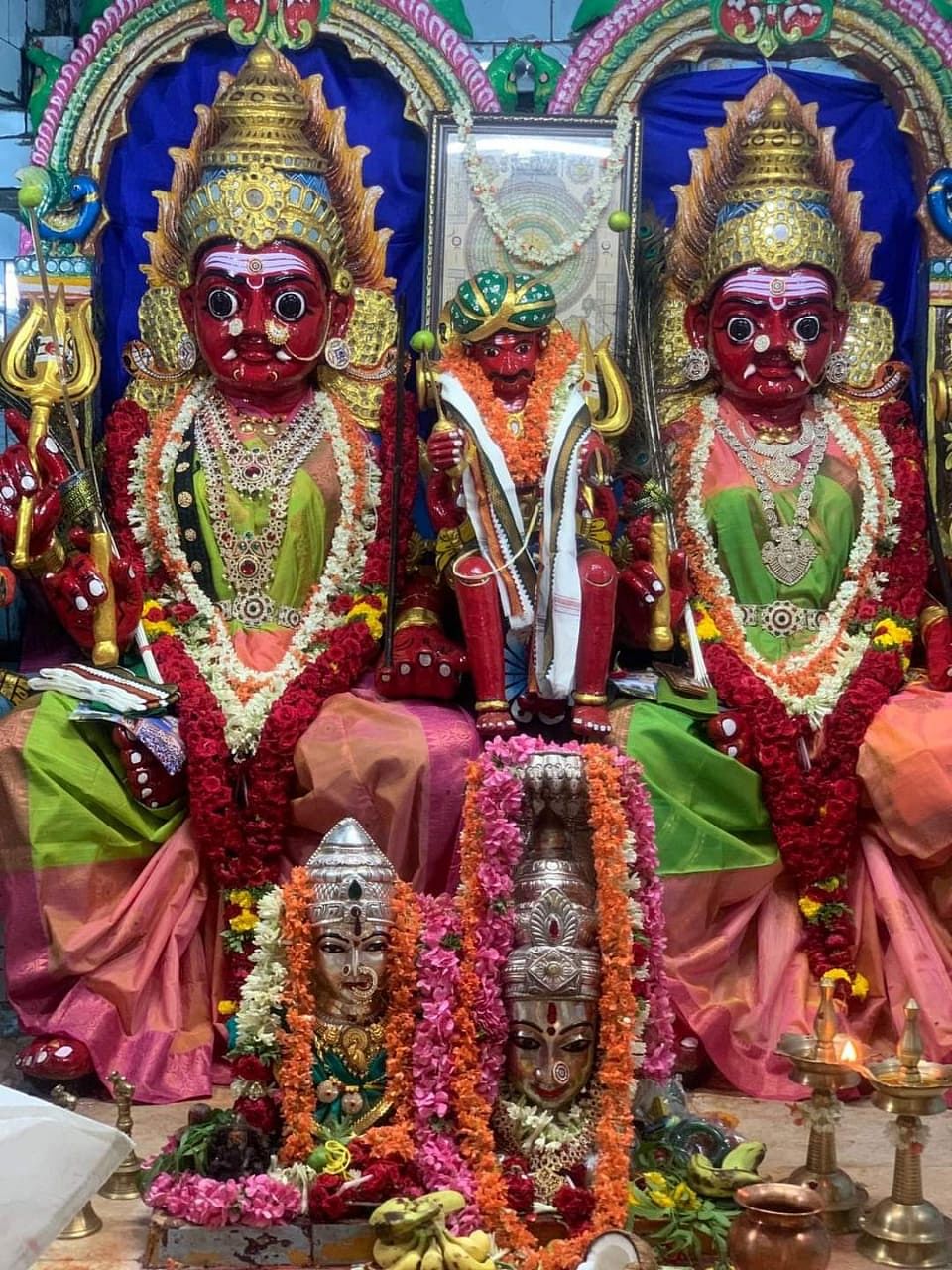 ಮಾಲೂರಿನ ಪಟಾಲಮ್ಮ, ಮುತ್ಯಾಲಮ್ಮ ಮೂಲ ವಿಗ್ರಹಗಳು