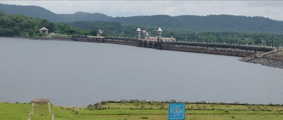 ಕುಶಾಲನಗರ ಸಮೀಪದ ಹಾರಂಗಿ ಜಲಾಶಯದ ವಿಹಂಗಮ ನೋಟ